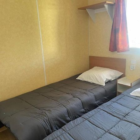 Mobil-Home Au Bord De L'Eau Feins Экстерьер фото