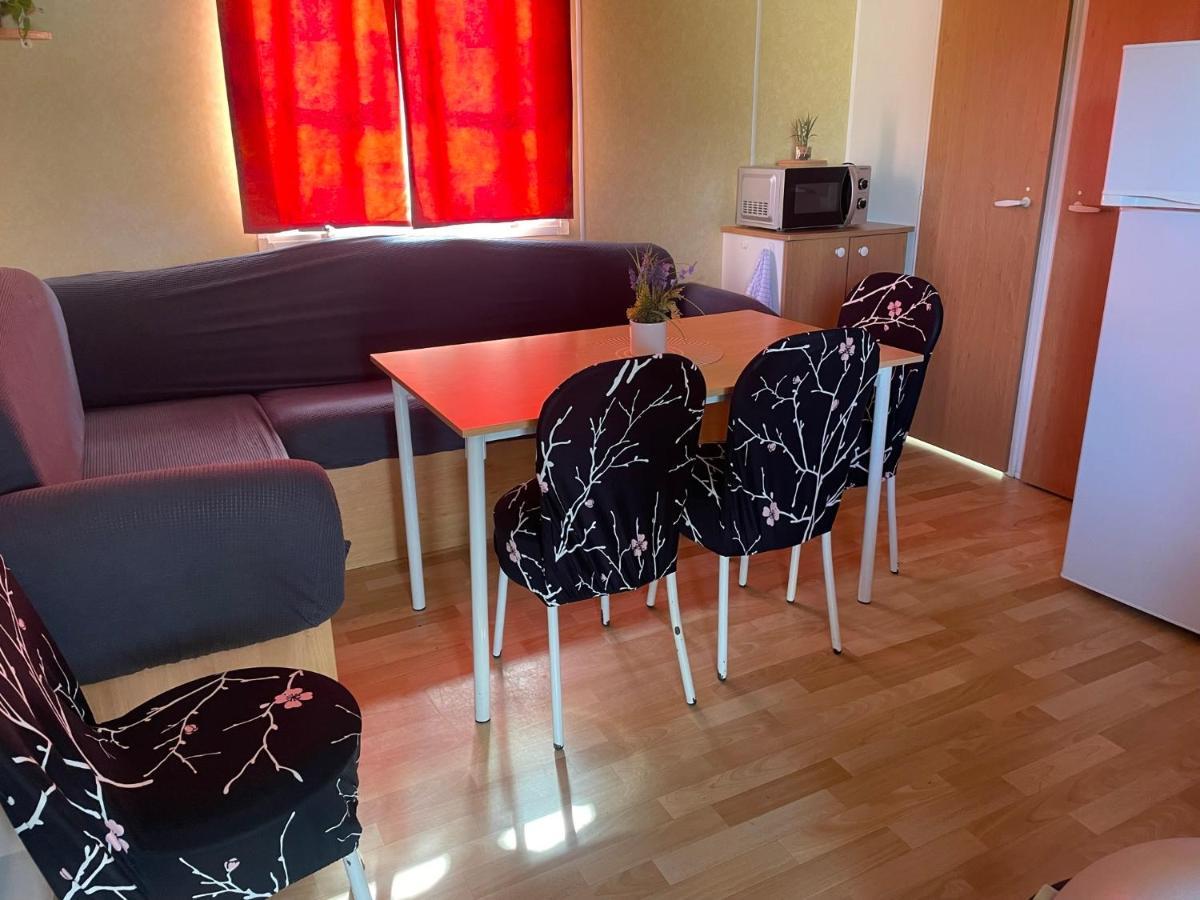 Mobil-Home Au Bord De L'Eau Feins Экстерьер фото